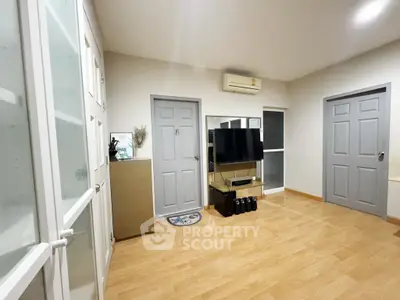 image_rental-30750093