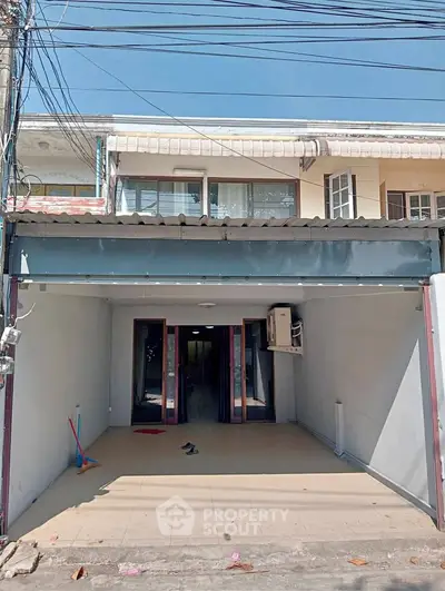 image_rental-28480404