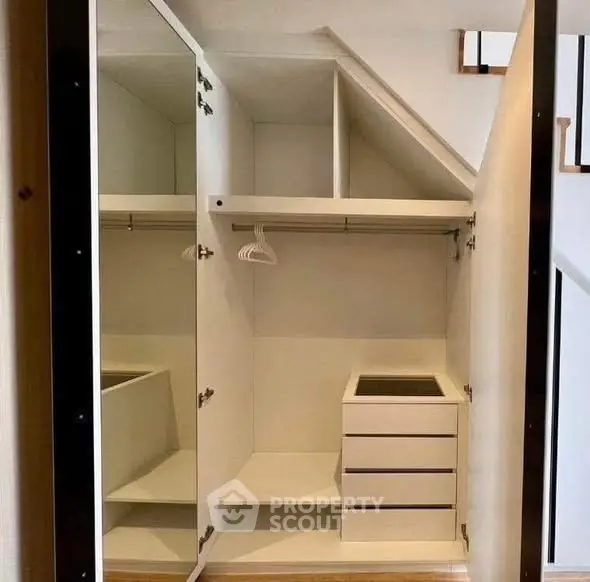 image_rental-28955865