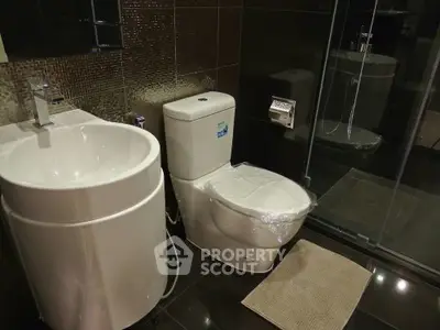  1 Bedroom Condo at Rhythm Sukhumvit 36 38-2