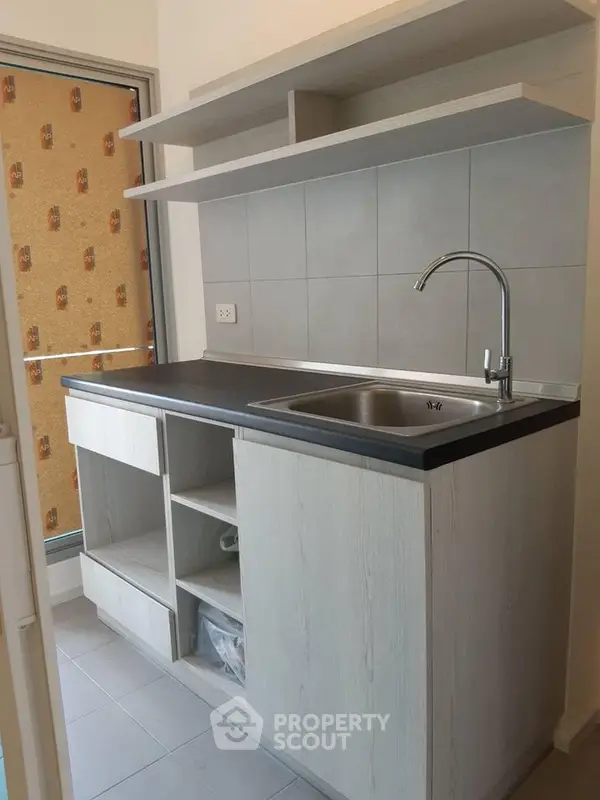 image_rental-10190882