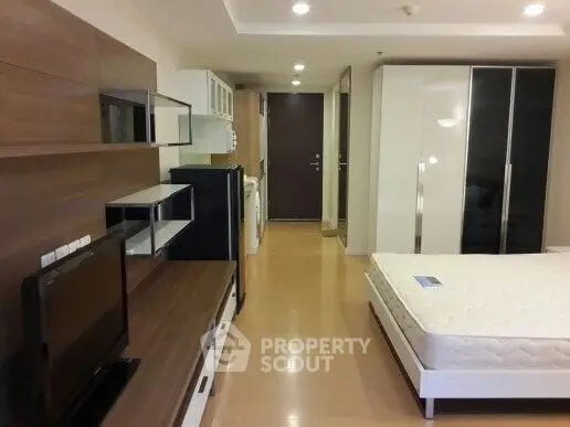 image_rental-10301073