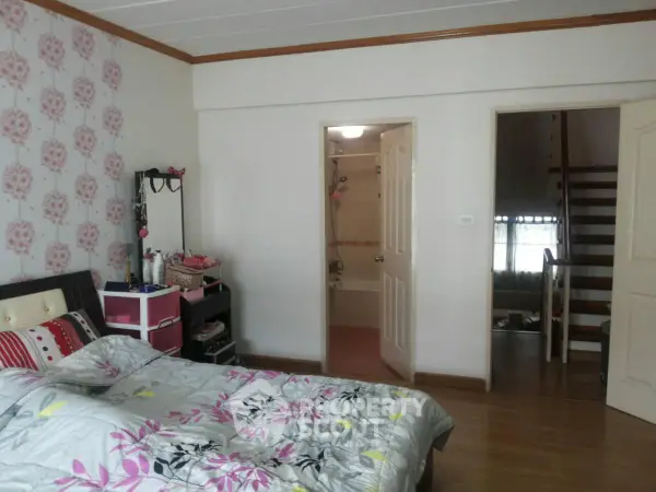 image_rental-6403548