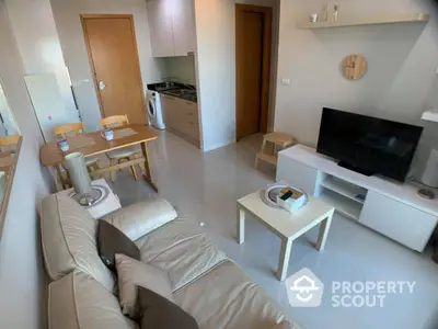 Fully Furnished 1 Bedroom Condo at Circle Condominium-5