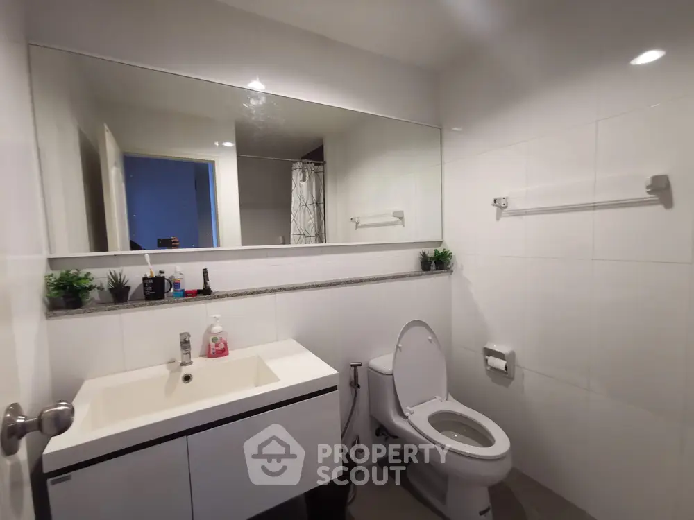  2 Bedrooms Condo at City Condominium-1