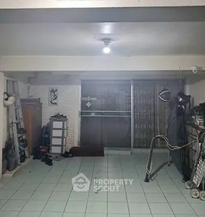 image_rental-31351775