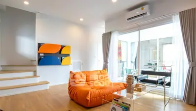 Screenshot 2025-12-15 122205.png