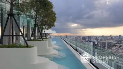  2 Bedrooms Condo at Life Asoke Rama 9-10