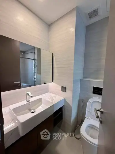 Modern bathroom with sleek fixtures and elegant design