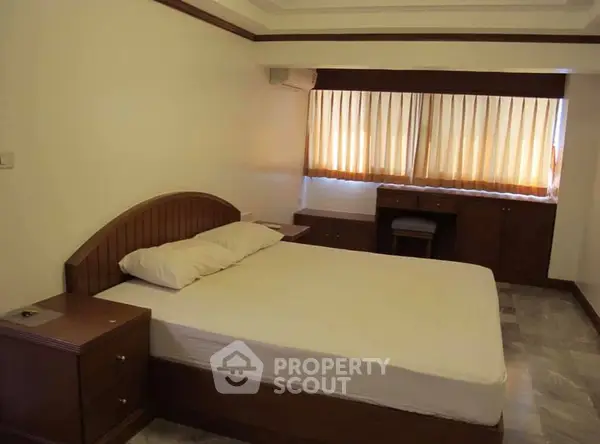 image_rental-5328565