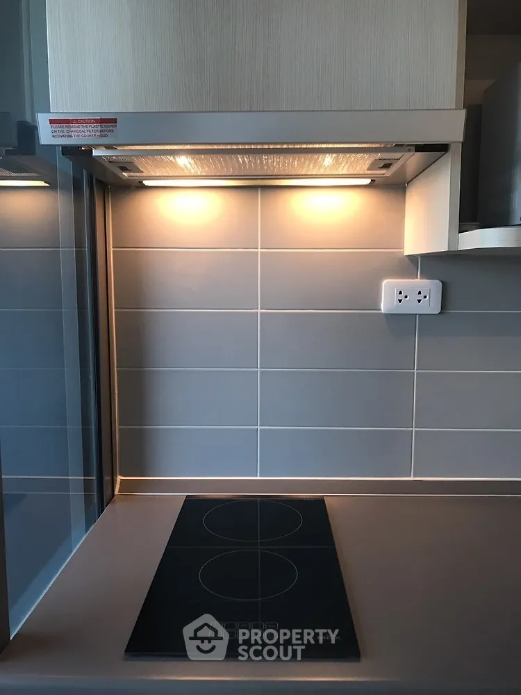 1 Bedroom Condo at Ideo Mobi Sukhumvit Eastgate-1