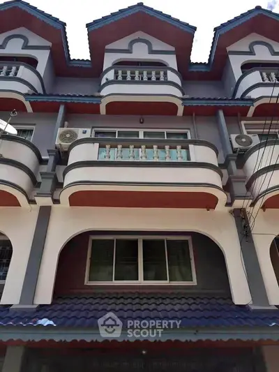 image_rental-28598971