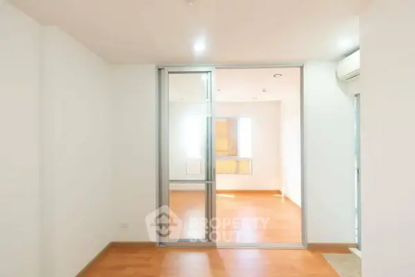 image_rental-17462631