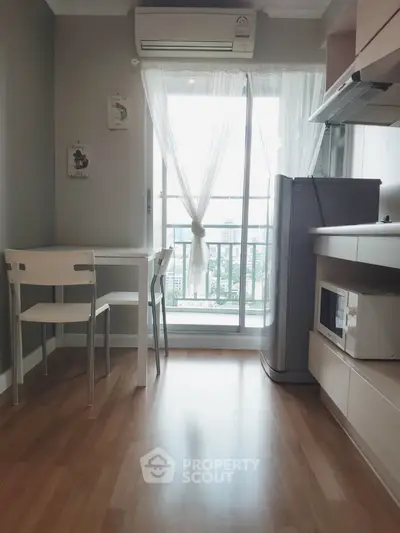  1 Bedroom Condo at Lumpini Place Rama 4 Kluaynamthai-5