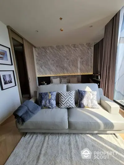  1 Bedroom Condo at Noble Ploenchit-3