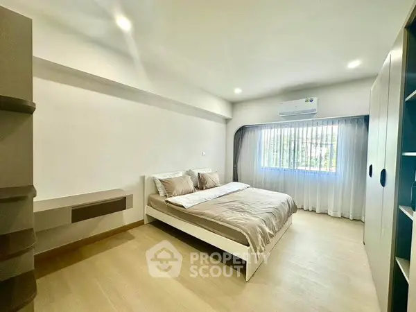 image_rental-29799840