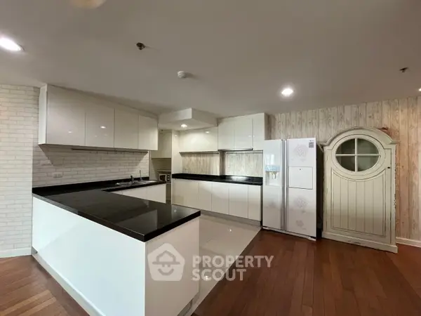 image_rental-17206254