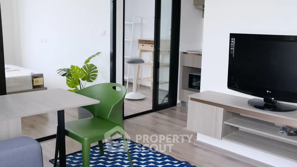  1 Bedroom Condo at Knightsbridge Prime Onnut-2