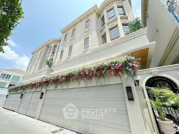 image_rental-29272824