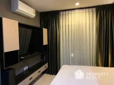  2 Bedrooms Condo at Life Sukhumvit 48-3