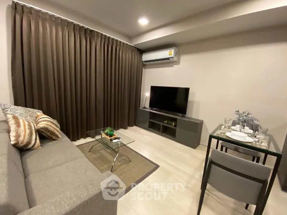 Fully Furnished 1 Bedroom Condo at Venio สุขุมวิท 10-1