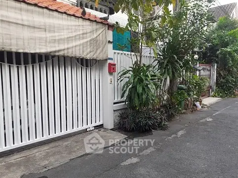 image_rental-7572150