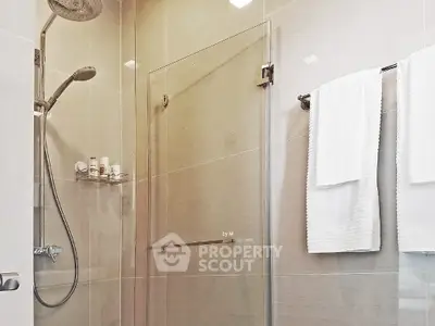  2 Bedrooms Condo at Park Origin Phrom Phong-4