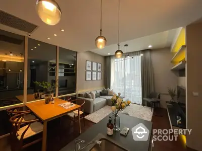  2 Bedrooms Condo at Quattro By Sansiri-4