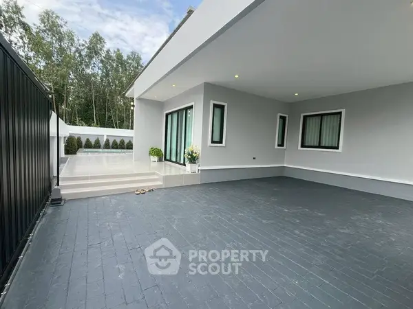 image_rental-27592651