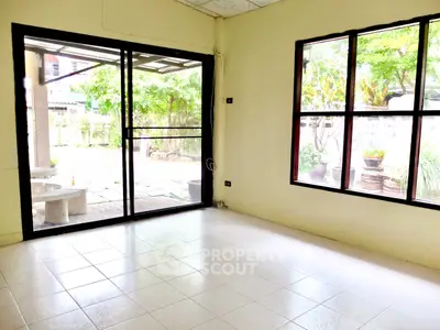 Fully Furnished 5 Bedrooms House -5