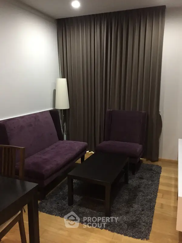 image_rental-5083263