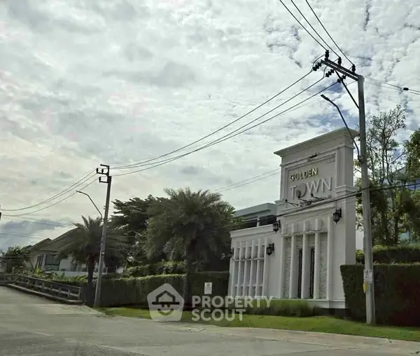 image_rental-27706898