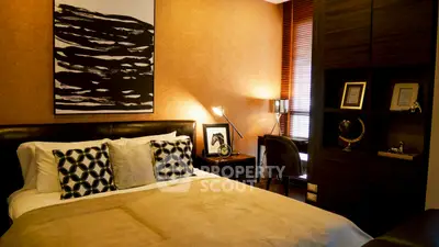 Luxurious bedroom with stylish decor and cozy ambiance, perfect for relaxation and comfort.