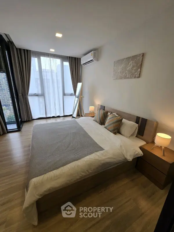 image_rental-30153178