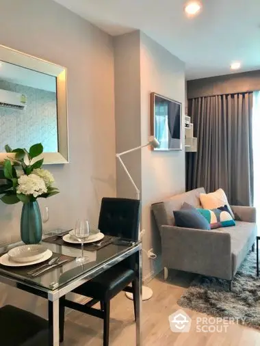 Fully Furnished 1 Bedroom Condo at Ideo Mobi Charan Interchange Livingroom