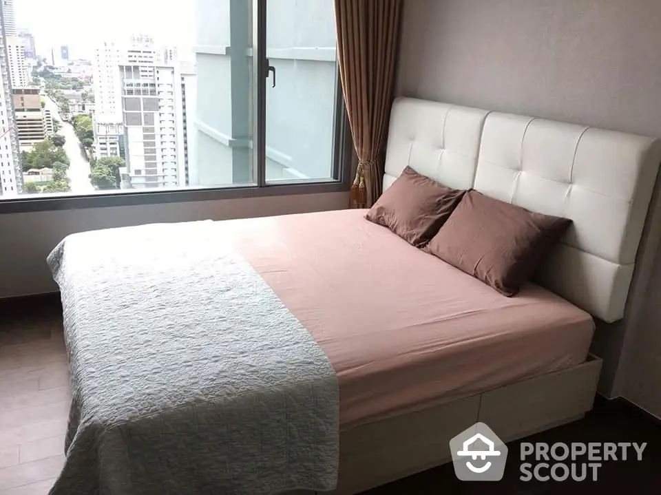 Fully Furnished 1 Bedroom Condo at Q Asoke-1