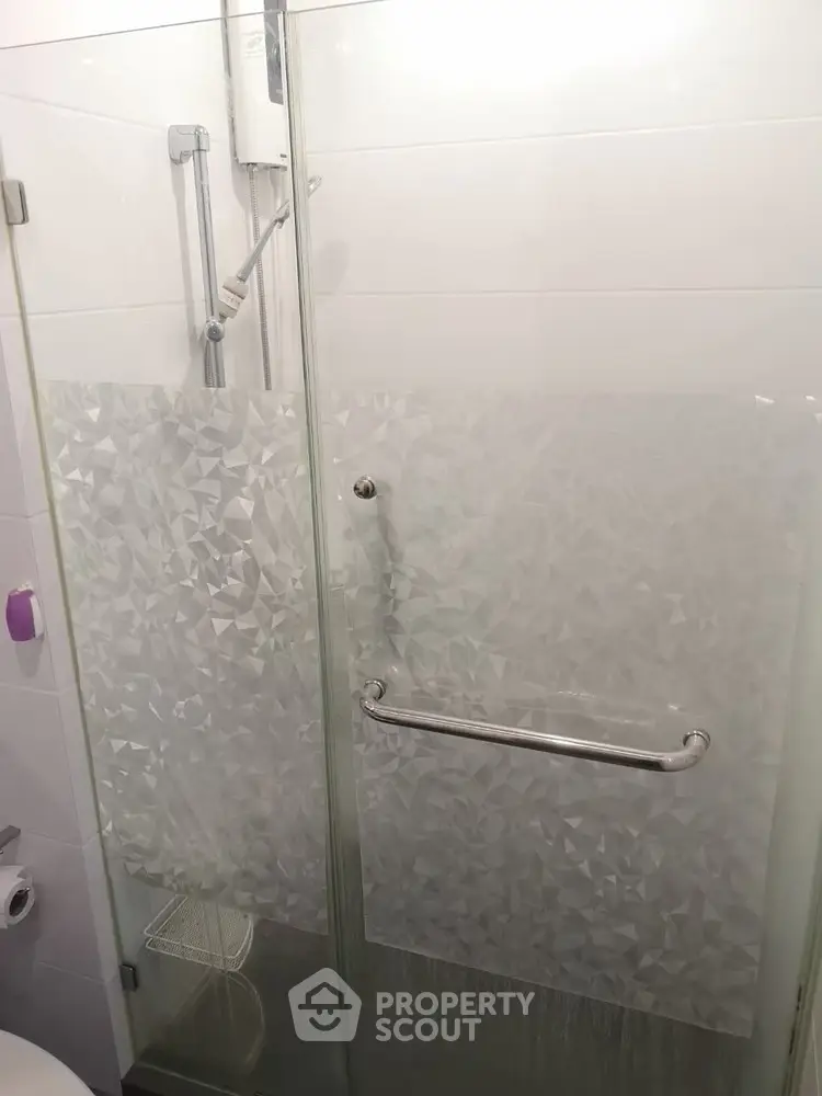  1 Bedroom Condo at The Tempo Grand Wutthakat-1