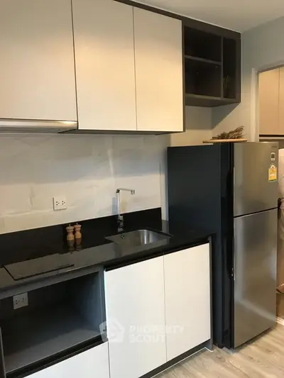  1 Bedroom Condo -3