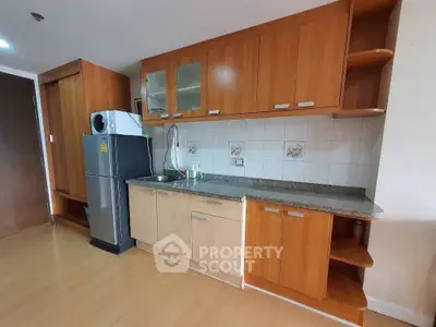  1 Bedroom Condo at The Trendy Condominium-3