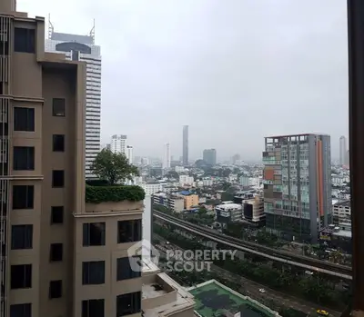  1 Bedroom Condo at Ideo Sathorn Wongwian Yai-8