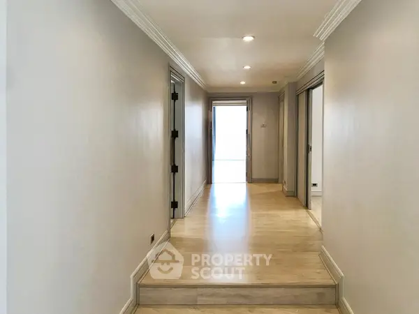 image_rental-30500925