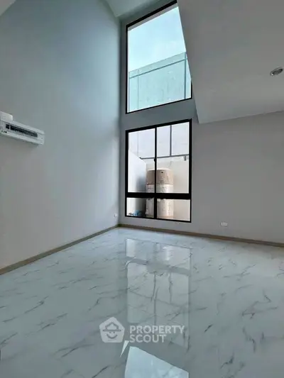 image_rental-27188327