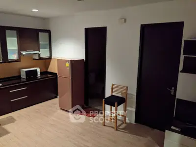  1 Bedroom Condo at Baan Klang Krung Siam Pathumwan Condominium Livingroom