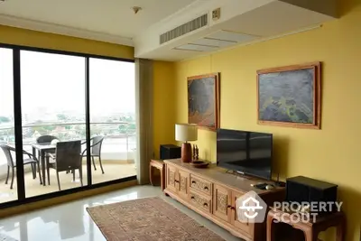  3 Bedrooms Condo at Supalai Casa Riva-2