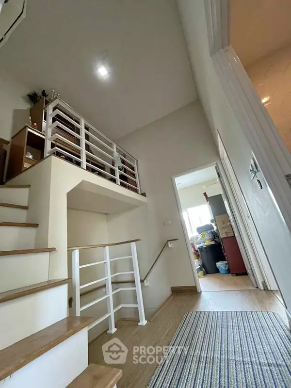 image_rental-28002337