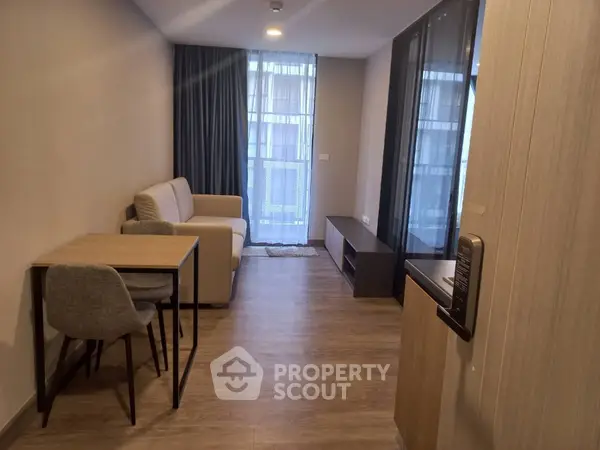 image_rental-10779758