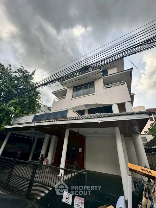 image_rental-27129203