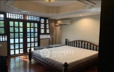 image_rental-30206957