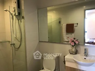 Fully Furnished 1 Bedroom Condo at Ideo Sathorn Tha Phra-5