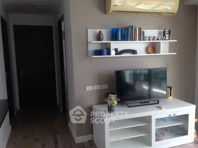 image_rental-5702786